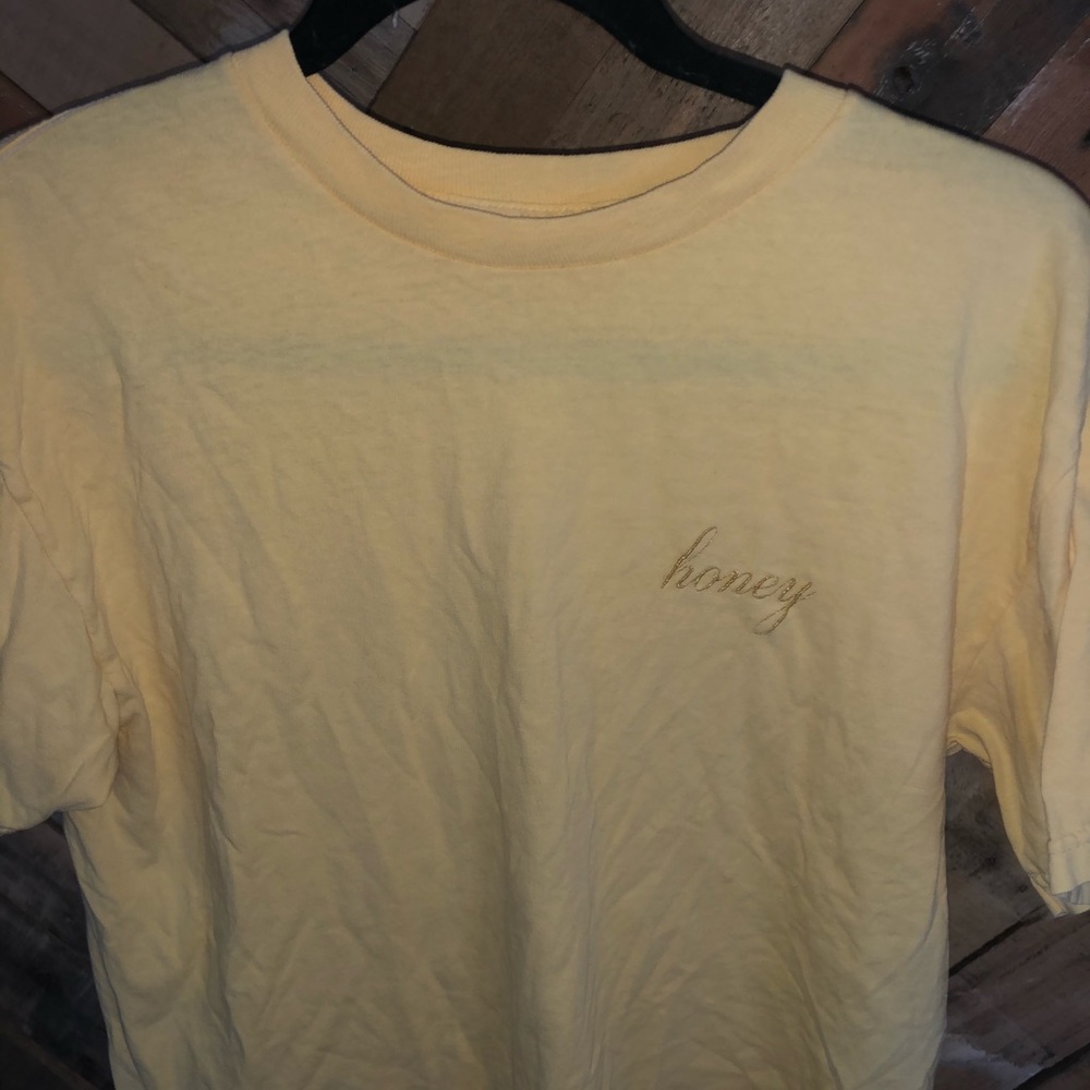 Brandy Melville honey t-shirt